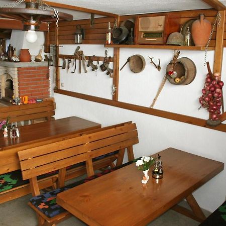 Family Hotel Zora Razlog Kültér fotó