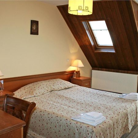 Family Hotel Zora Razlog Kültér fotó
