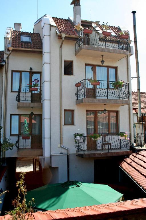 Family Hotel Zora Razlog Kültér fotó