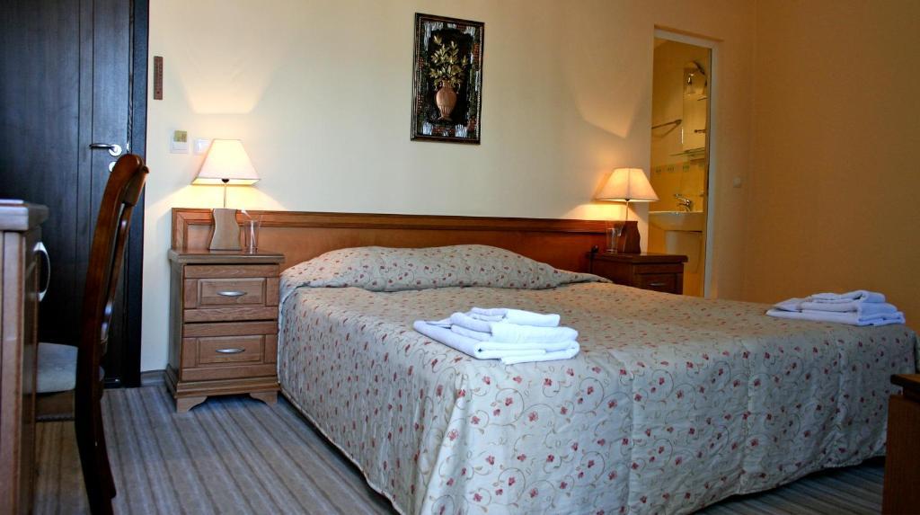 Family Hotel Zora Razlog Szoba fotó